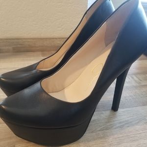 JESSICA SIMPSON WALEO PUMP SZ 8